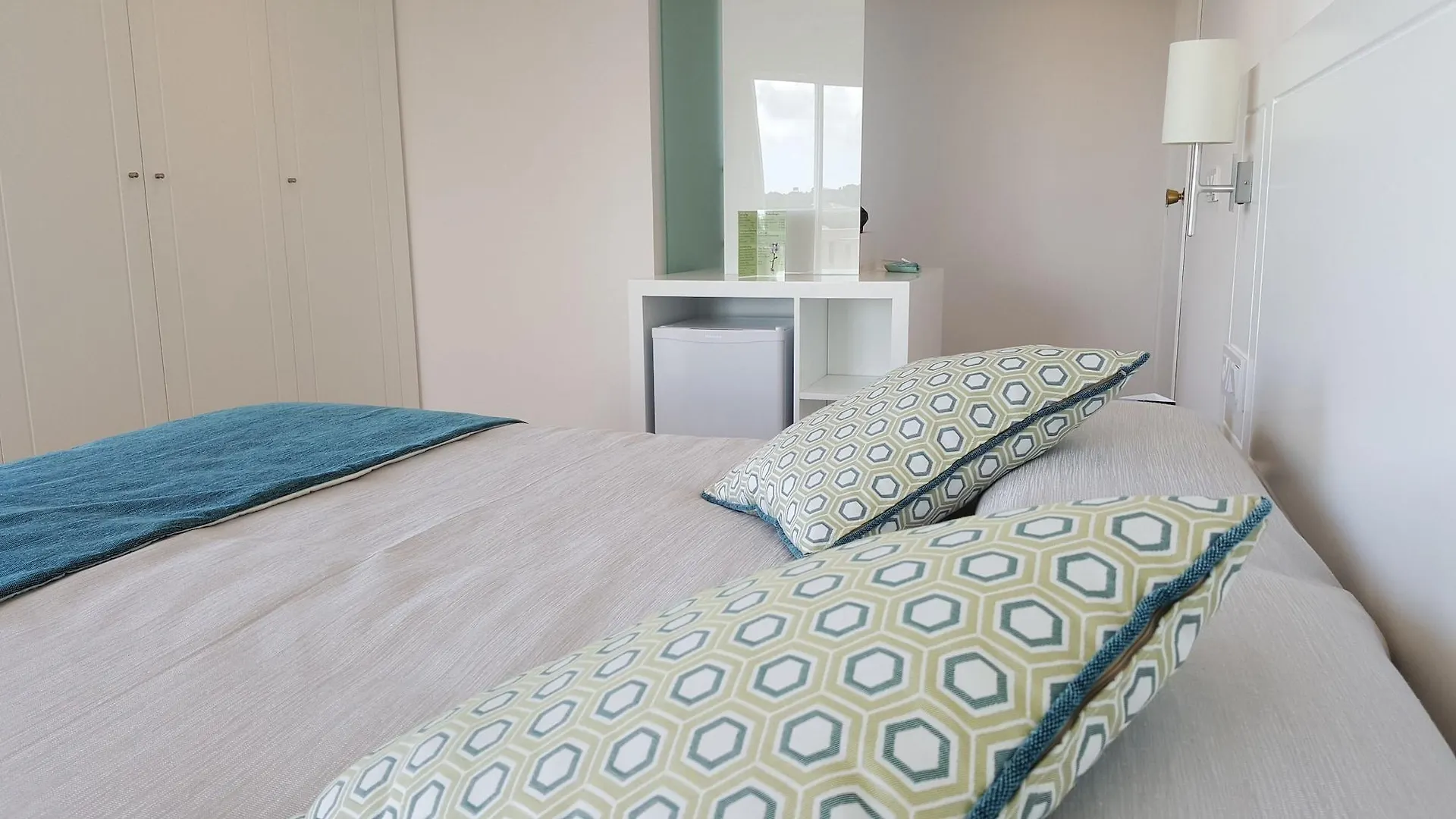 סנטני Hotel Pinos Playa ספרד