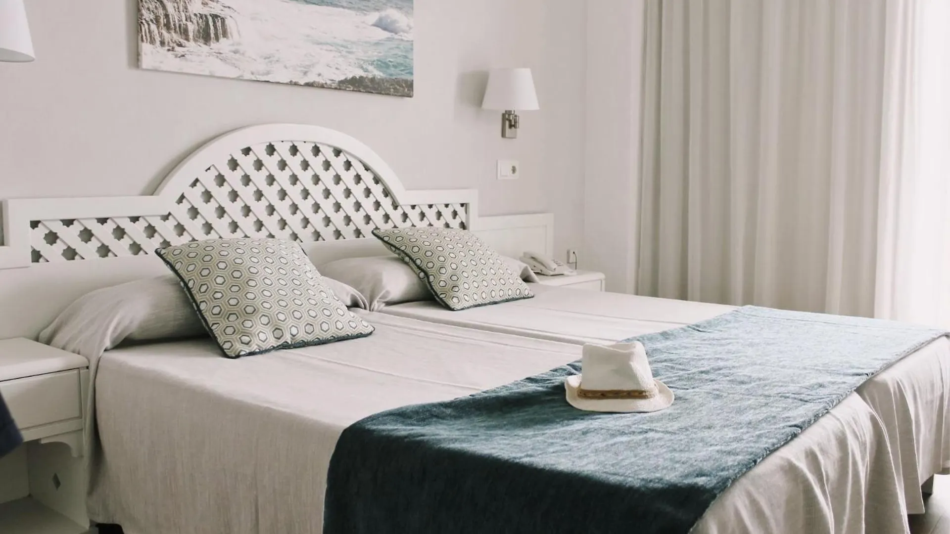 Hotel Pinos Playa Santanyi Spain